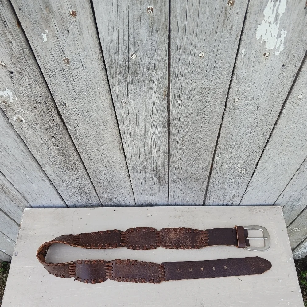 Vtg Whip Stitch Patchwork Brown Pebble Leather Belt White Brass Boho Western
